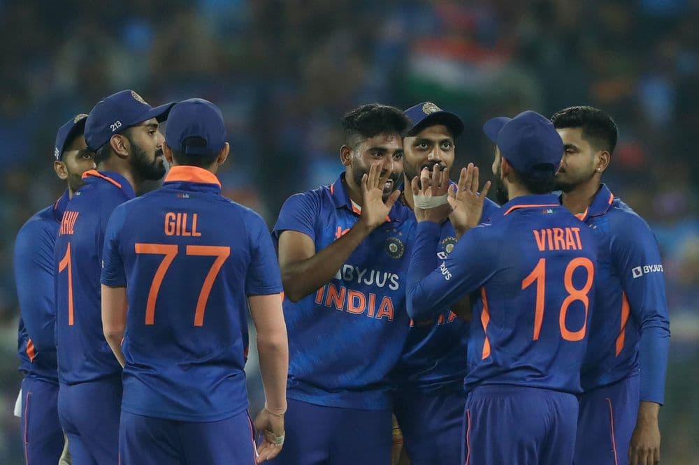 अशी असू शकते दुसऱ्या वनडेत भारतीय संघाची प्लेइंग ११! घातक खेळाडूची होऊ शकते एंट्री..