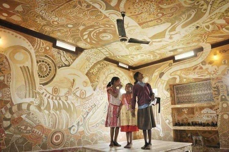 हे फोटो पाहून तुम्हाला नक्की वाटेल... प्रत्येक शाळेत या गोष्टी असायलाच हव्यात!