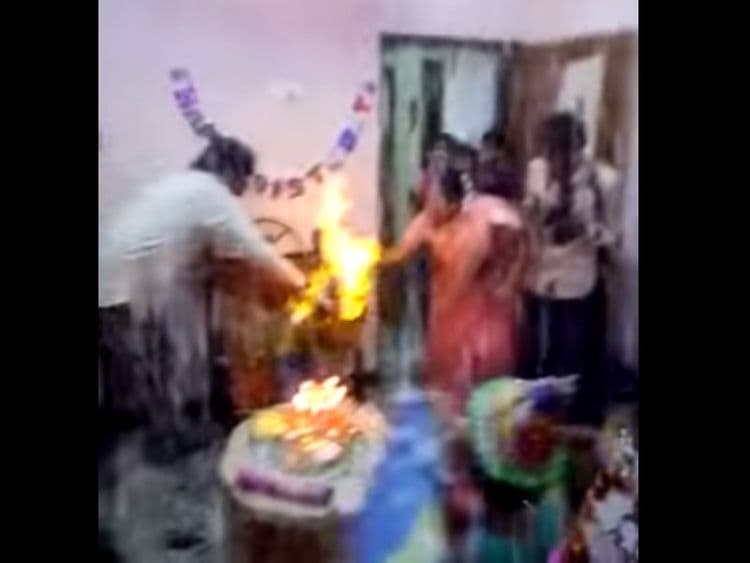 या बर्थडे स्प्रेमुळे असं काही घडलं ज्याचा कोणीच विचार केला नव्हता !!