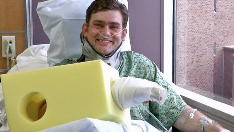 भारतीय माणसाचा जीव वाचवणाऱ्या या तरुणाच्या धाडसाची कहाणी!!