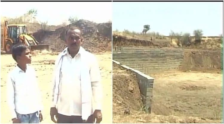 आपल्या गावात धरण बांधण्यासाठी अकोल्याच्या या शेतकऱ्याने जमीन विकली