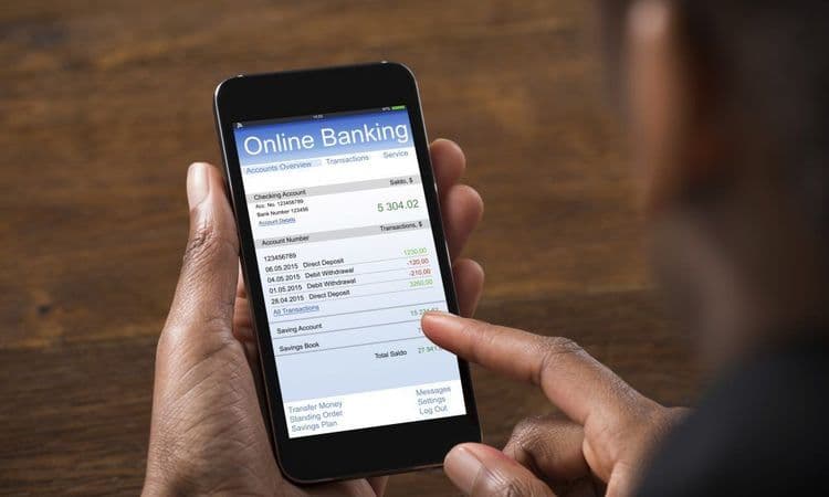 अँप वापरून भामटे असा करतात बँक फ्रॉड, स्वतःला कसं वाचवायचं ते जाणून घ्या !!