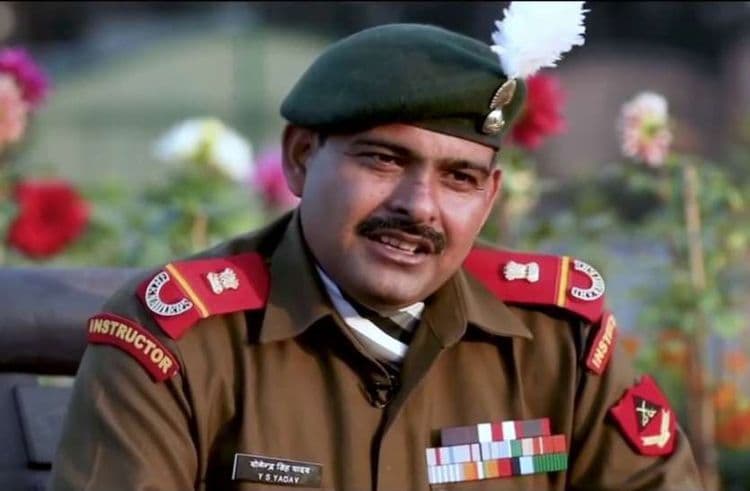 परमवीरचक्राचे पराक्रमी - भाग २ : १७ गोळ्या लागूनही शत्रू सैन्याच्या गोटातली माहिती काढणारे योगेंद्र सिंग यादव!!