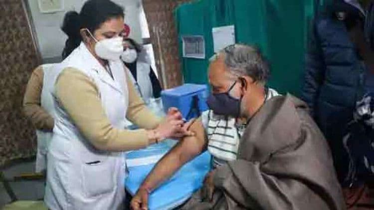 लसीकरणासाठी पात्र व्यक्तींनी नाव नोंदणी कशी करावी? या महत्त्वाच्या गोष्टी समजून घ्या !!