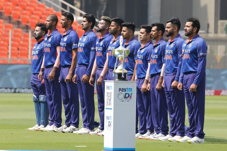 आगामी ICC T20 World स्पर्धेसाठी भारतीय संघाची घोषणा; या खेळाडूंना मिळाले संघात स्थान तर अनुभवी खेळाडू संघाबाहेर...