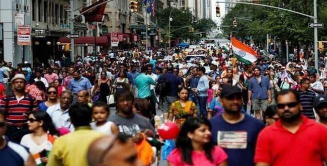 जगभरात भारतीयांची संख्या पाहून थक्क व्हाल...हा अहवाल काय सांगतो पाहा!!