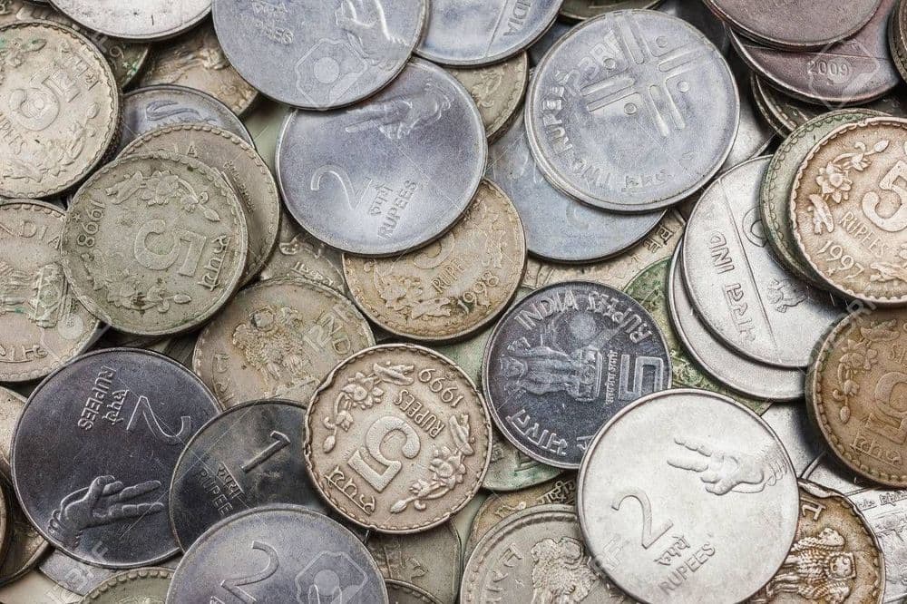'चार आण्याची कोंबडी, बारा आण्याचा मसाला'....नाणी तयार करण्यासाठी लागतात एवढे पैसे !!