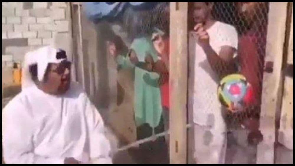 व्हिडीओ ऑफ दि डे : अरबी शेखची दादागिरी...भारतीयांना जबरदस्ती केलं कैद !!