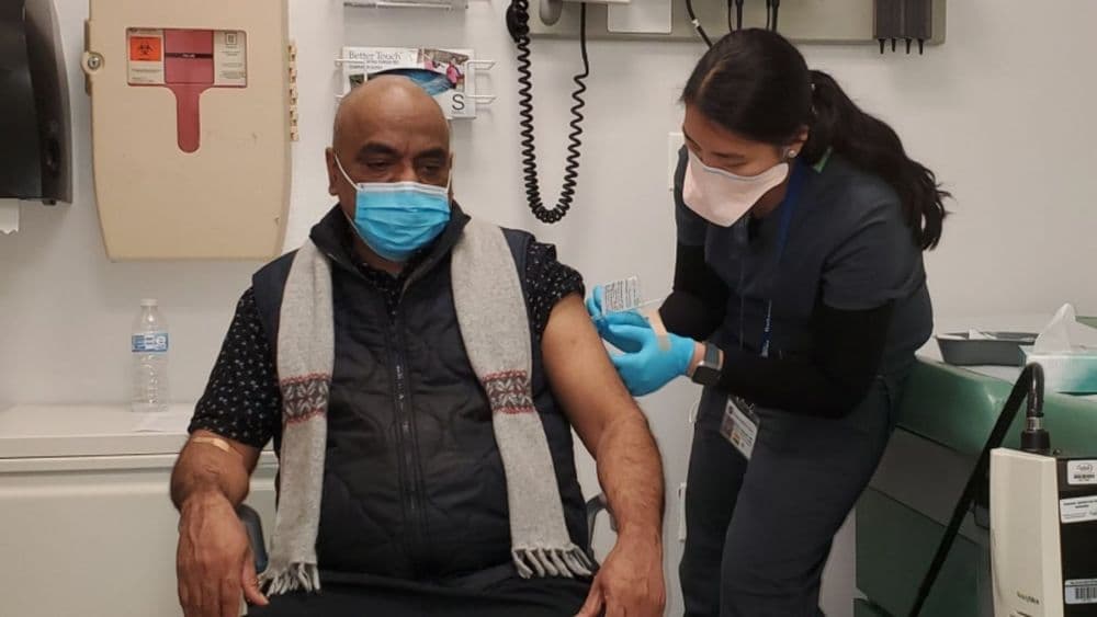 व्हॅक्सीनच्या ट्रायलमध्ये भाग घेतलेल्या डॉ. मिलिंद पदकी यांचे अनुभव त्यांच्याच शब्दात वाचा !!