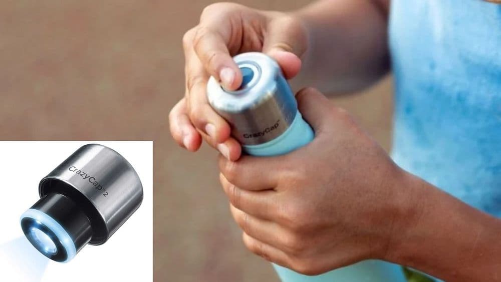 पाणी शुद्ध करण्यासाठी फक्त एक झाकण पुरेसं आहे...वाचा भारतीय संशोधकाच्या 'क्रेझी कॅप'बद्दल !!