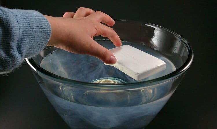 १. तरंगणारा साबण