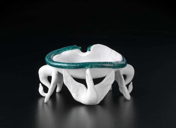 ६. एक खास 'अॅश-ट्रे'