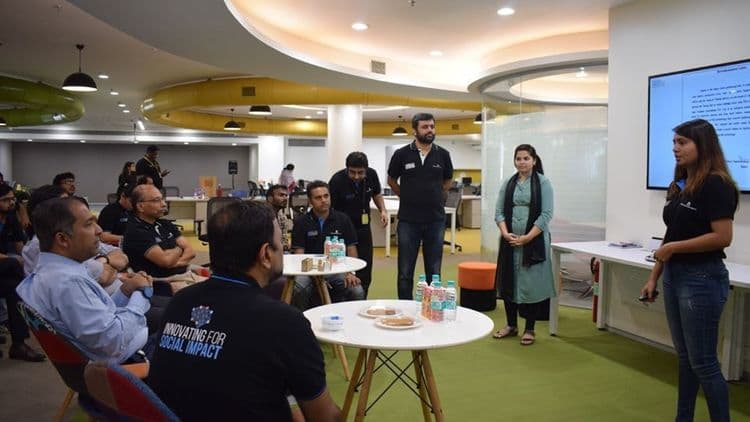 गोदामांसाठी फंडिंग आणि गोदामांसमोरील आव्हाने