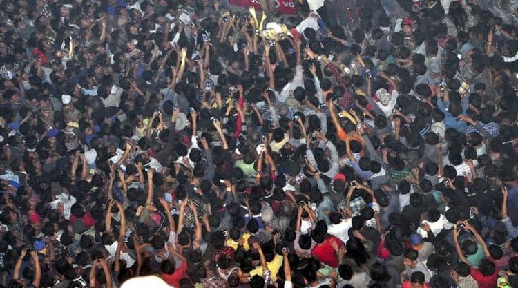 ६. मुलं सांभाळा..