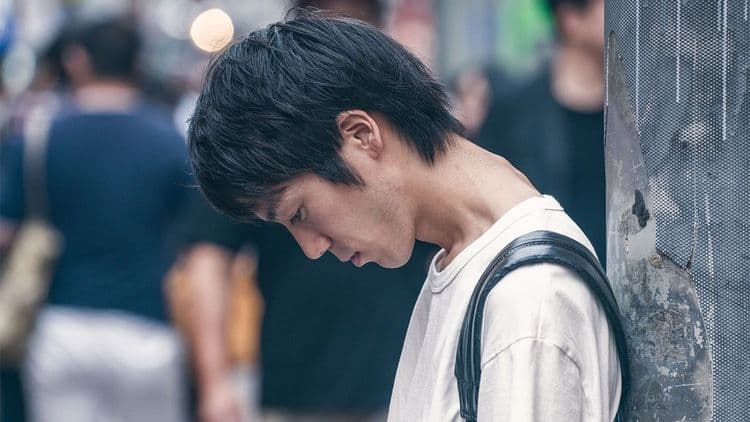 याबद्दल वाचण्यापूर्वी जपानमध्ये आत्महत्येकडे कोणत्या नजरेने पाहिले जाते ते थोडे जाणून घेऊया.