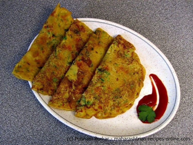 १८.मिश्र पिठाचे धिरडे व चटणी