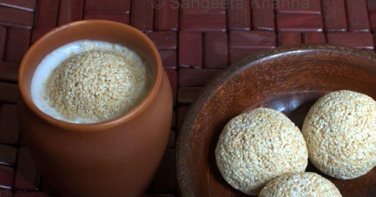 २३.गुळाचा राजगिरा लाडू/चिक्की दुधाबरोबर