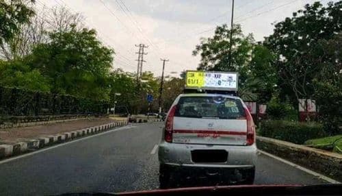 या टॅक्सीवर दाखवला जातो लाईव्ह IPL स्कोर....ICC ने पण केलंय कौतुक !!