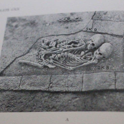 मृतांची विल्हेवाट लावण्याची पद्धती.