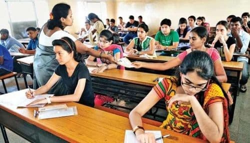 ९) डिजिटल रिसिव्हर आणि ट्रान्समीटरच्या साहाय्याने कॉपी