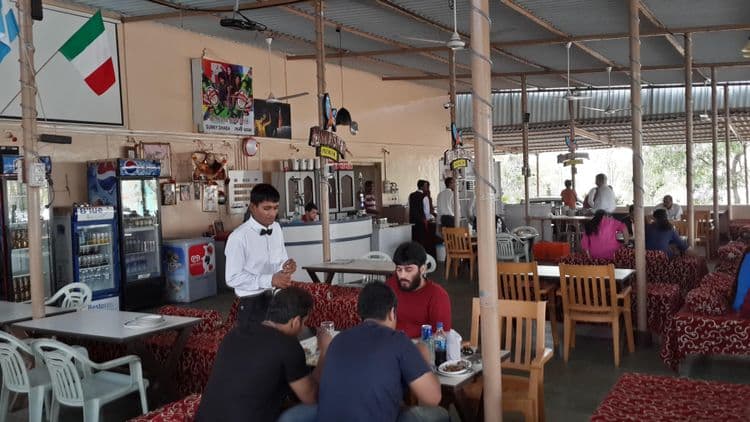 १. सन्नी दा ढाबा