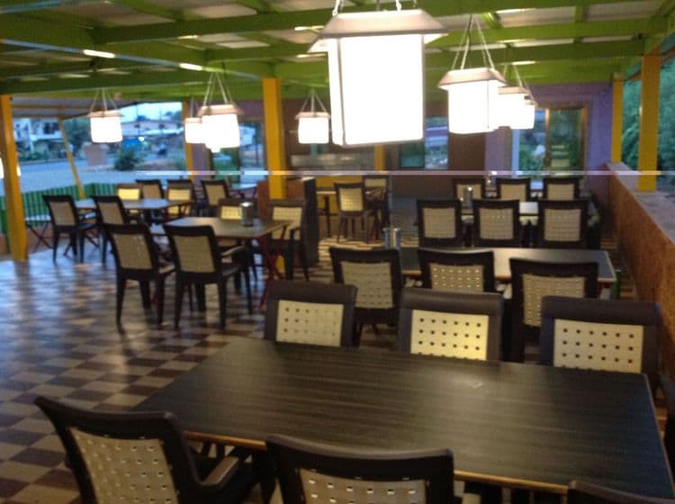 ३. आस्वाद ढाबा