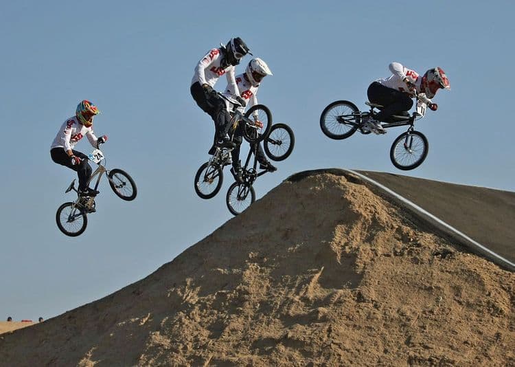 सायकलिंग (Cycling BMX, Mountain bike, Road, Track)