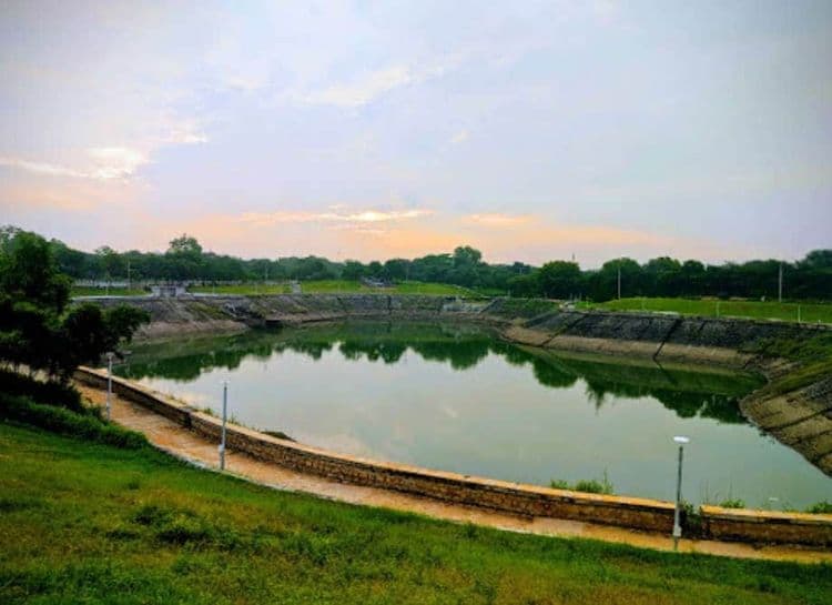 ६. गांधीग्राम, कच्छ गुजरात