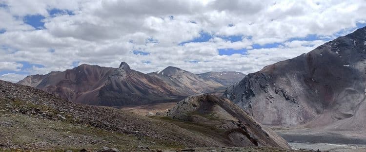 प्रवास माउंट यूनामचा: