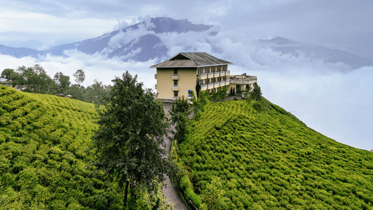 २) सिक्कीम