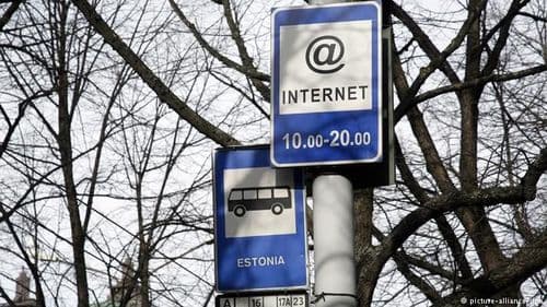 ८. शैक्षणिक स्तर