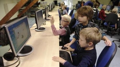 ९. मोफत इंटरनेट !!