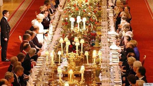 ४. विवाहाच्या शाही मेजवानीत शेलफिश नसतात