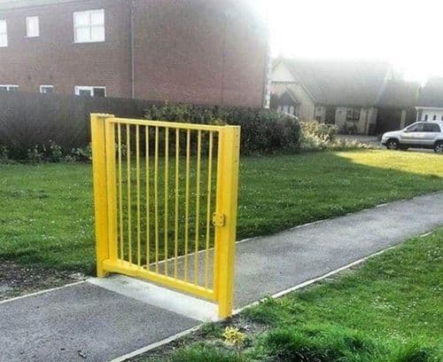 १५) बुलंददरवाजा