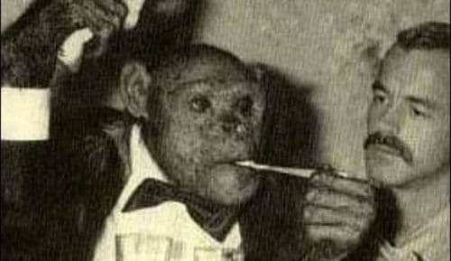 पण, हा चमत्कारिक ऑलिव्हर आला कुठून?